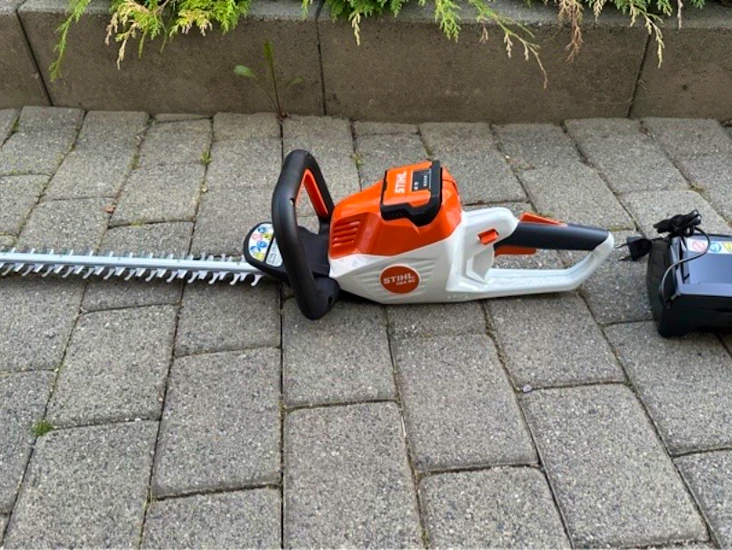 Stihl batteridrevet hekksaks hsa 50