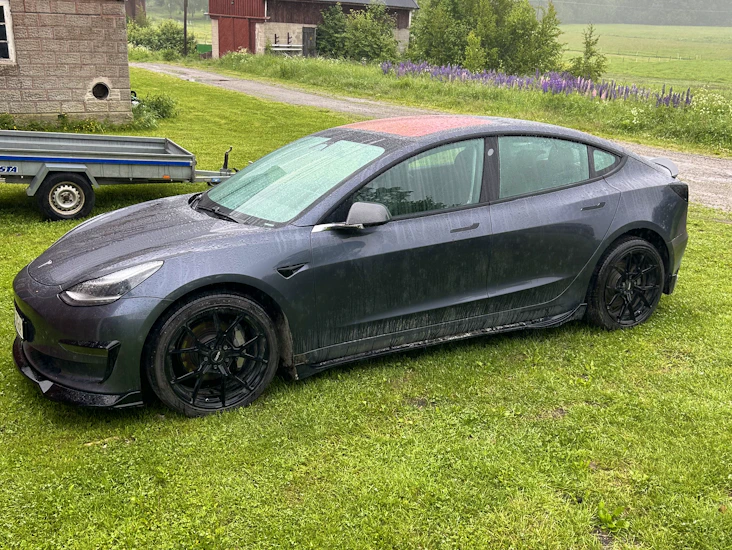 Tesla model 3 dual motor awd