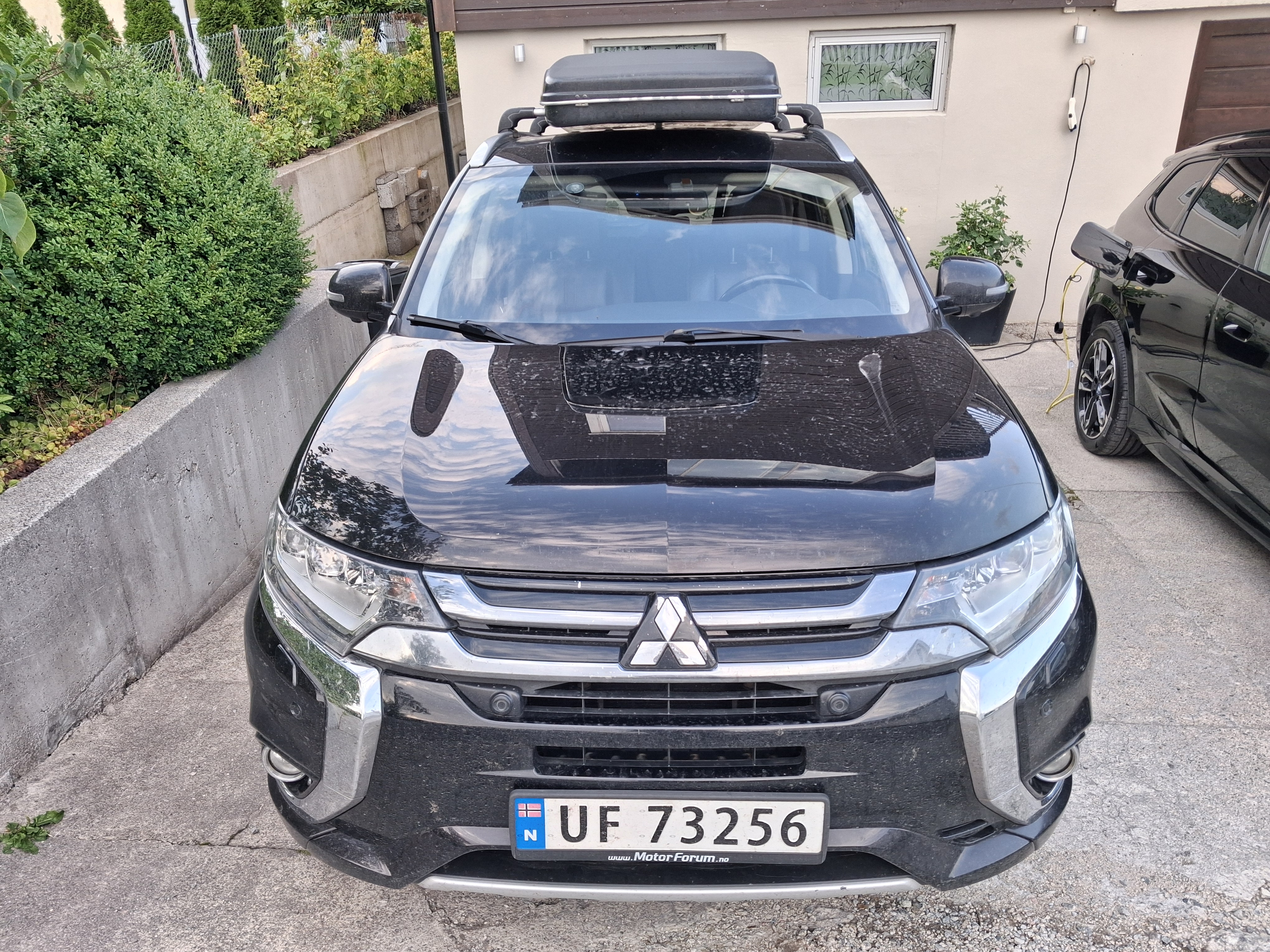 Mitsubishi outlander phev se 2.0 liter hybrid, 202 hk, 4wd, 2016