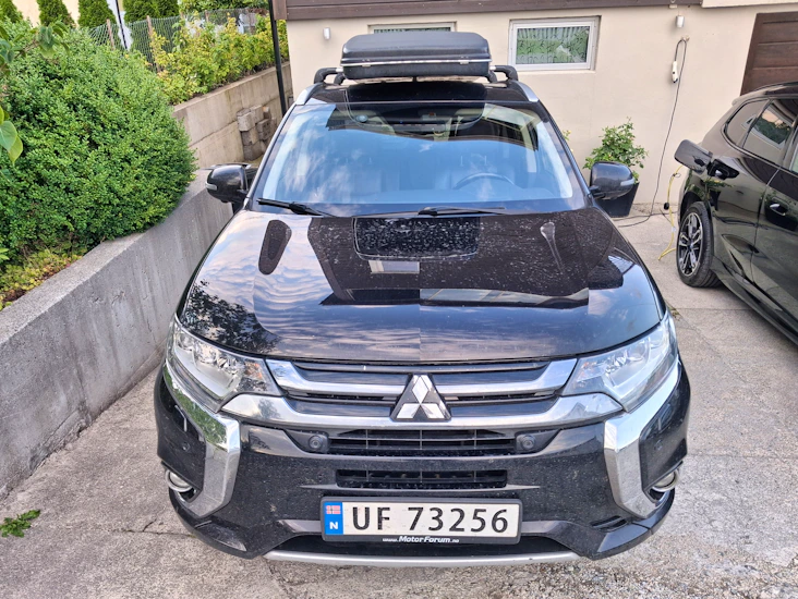 Mitsubishi outlander phev se 2.0 liter hybrid, 202 hk, 4wd, 2016