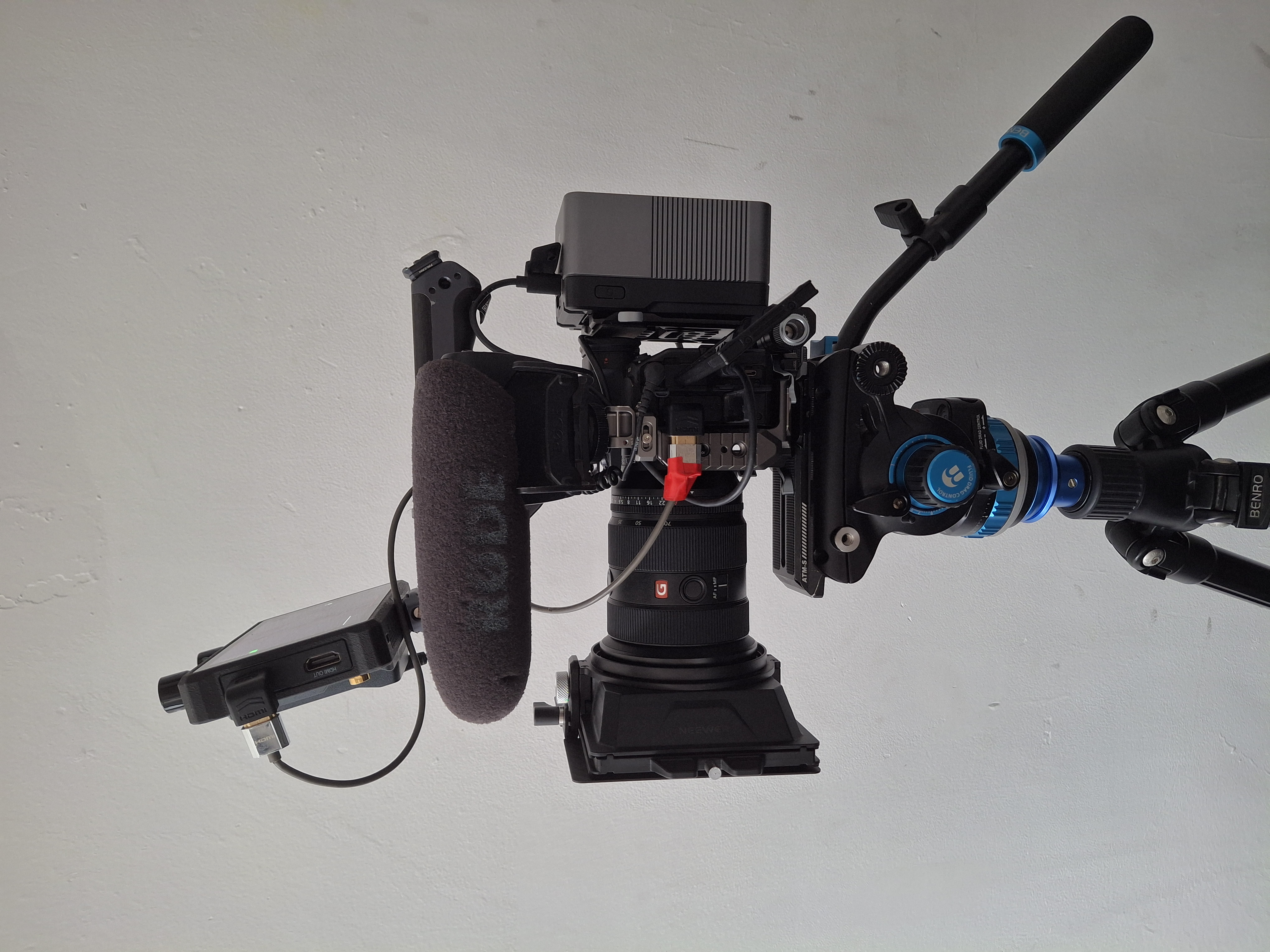 Sony a7v fully rigged - 24-70mm, mars m1 monitor, matte box, tripod