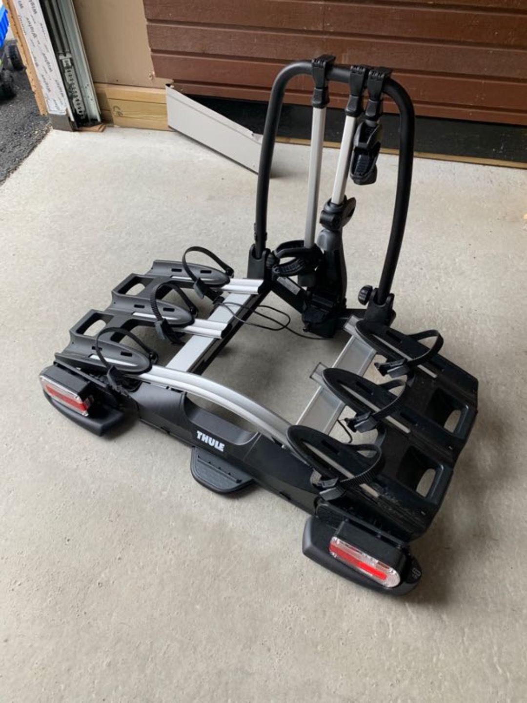 Thule velocompact 927
