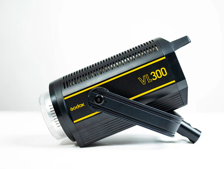 Godox vl300 led light + softbox + stativ