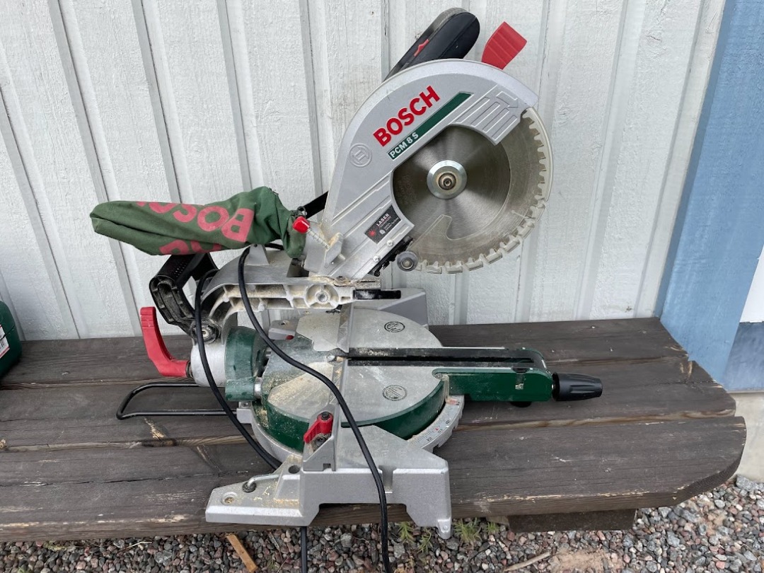 Kap- och gersåg bosch pcm 8s