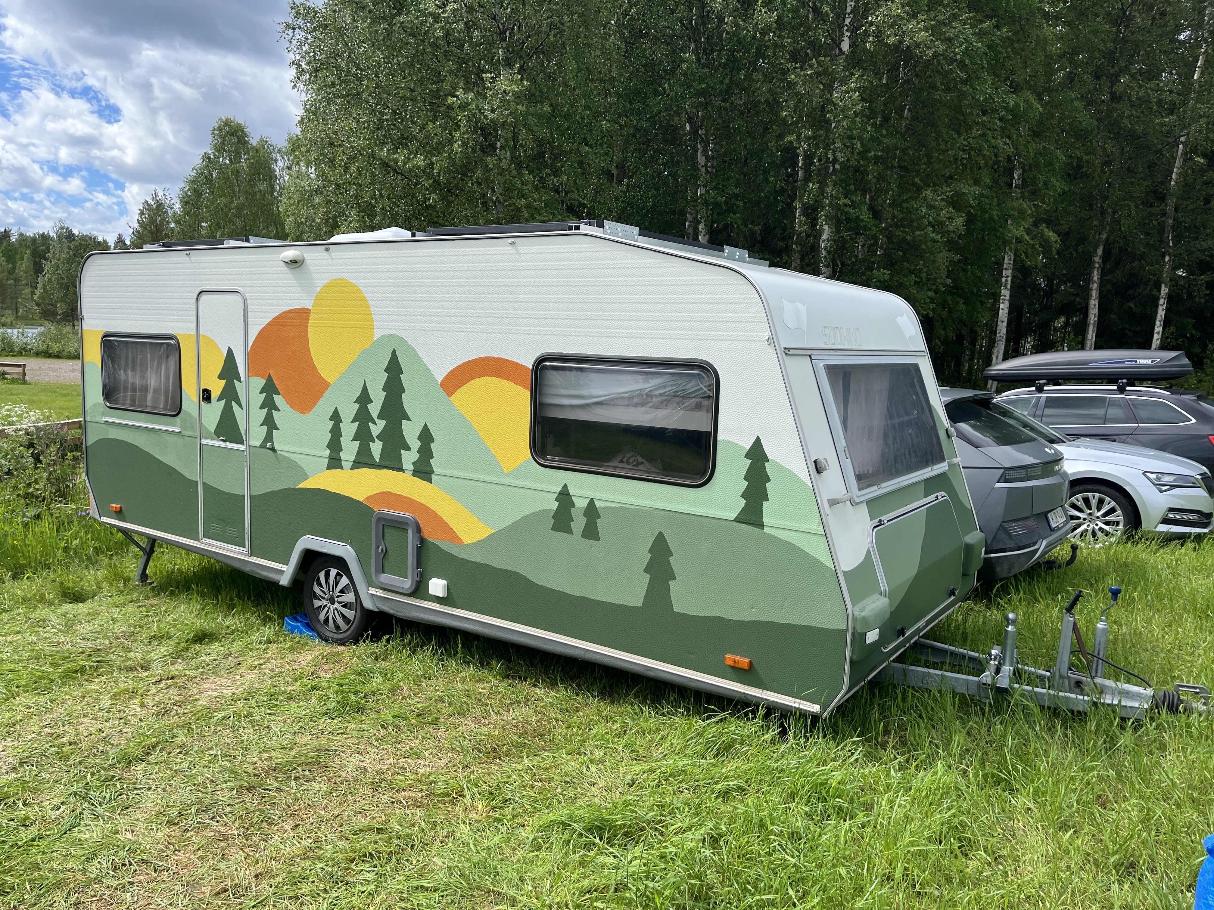 Knauss sudwind 540 solpaneler och internet 