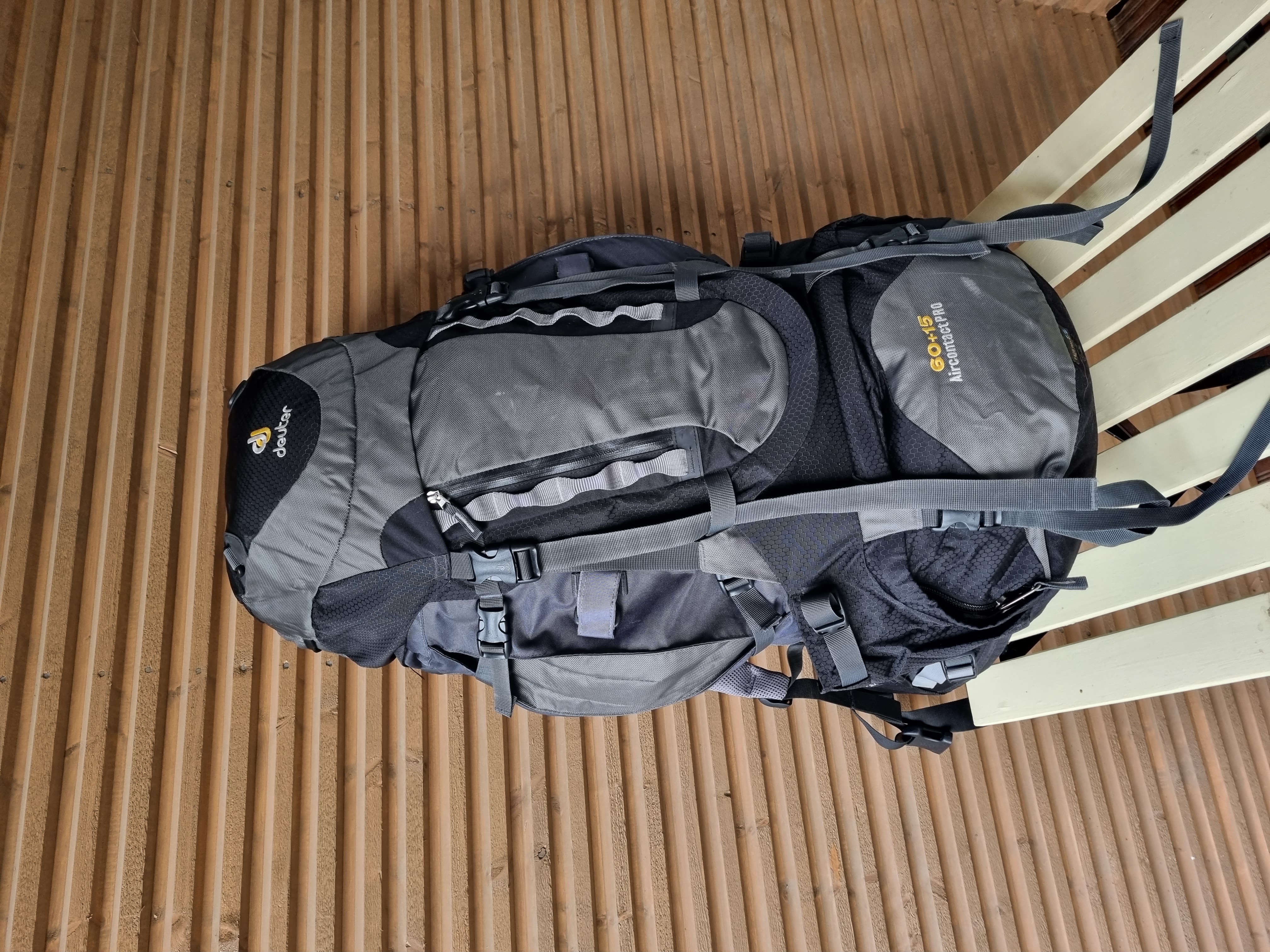 Deuter aircontact pro 60 + 15 rinkka