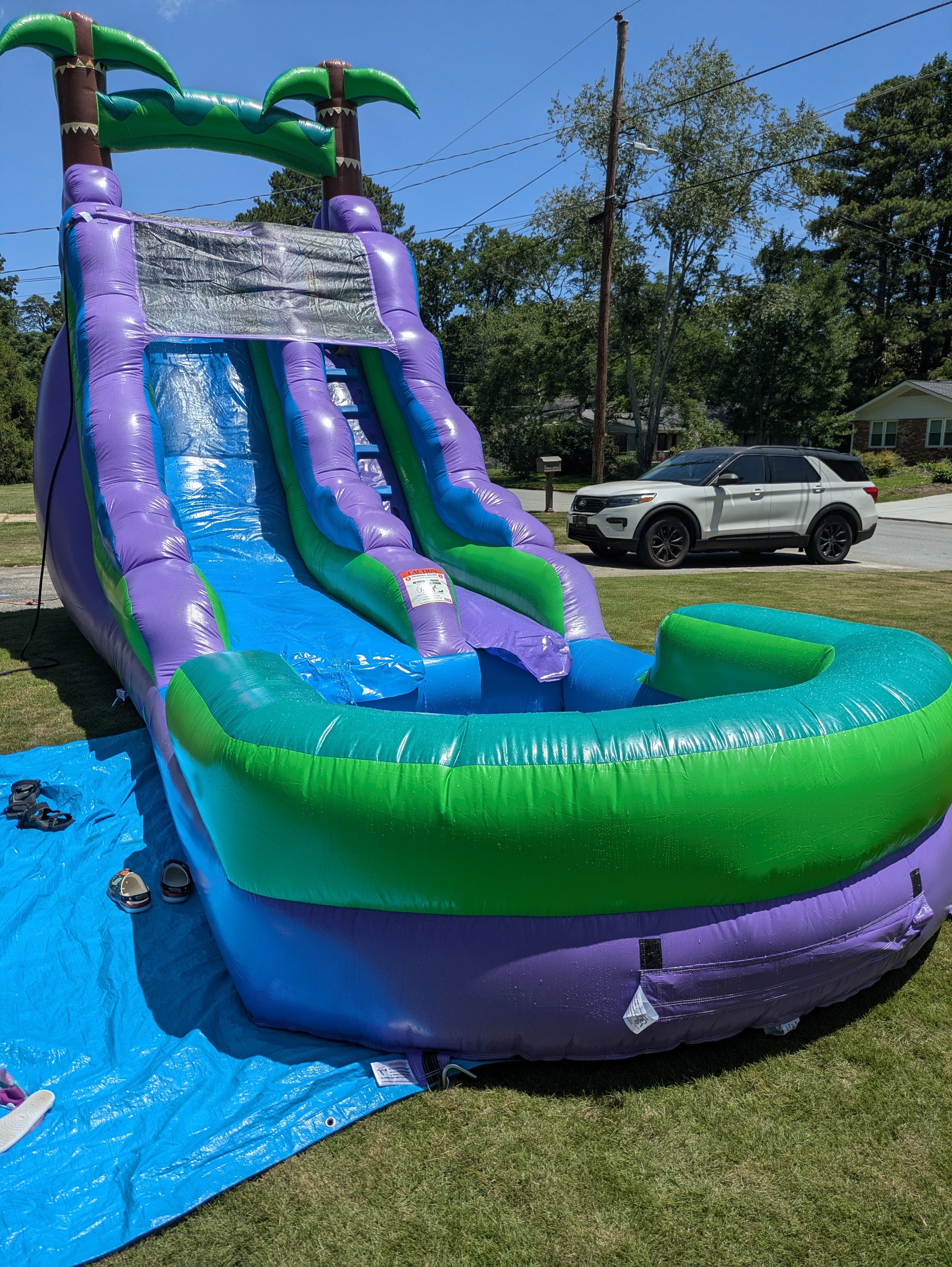 Giant tropical waterslide rental (perfect for birthdays!)