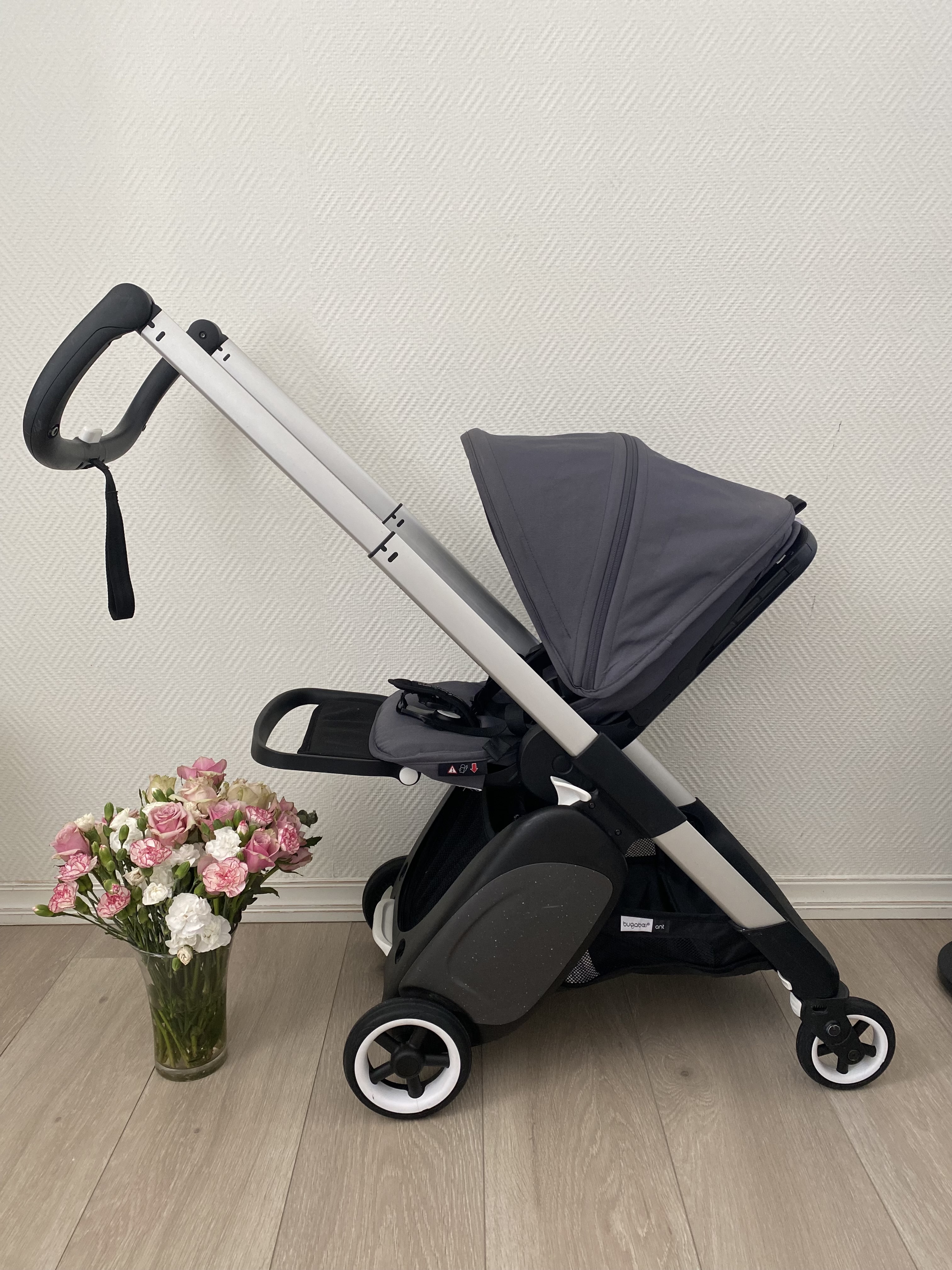Bugaboo ant – minste reisevogn ✈️ + kan trilles som koffert!