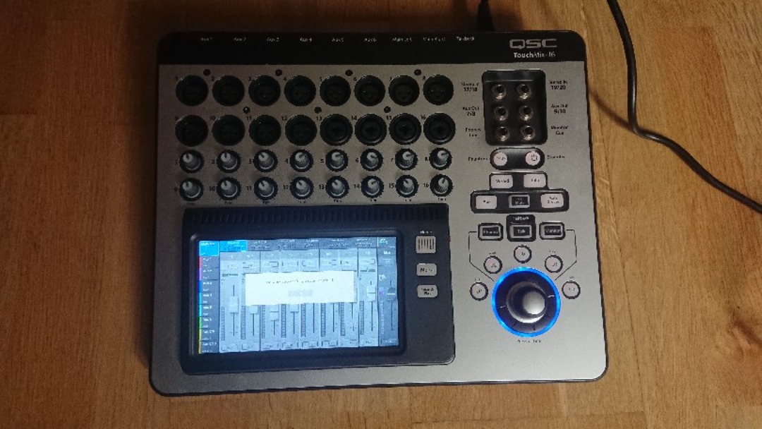 Qsc touchmix 16 