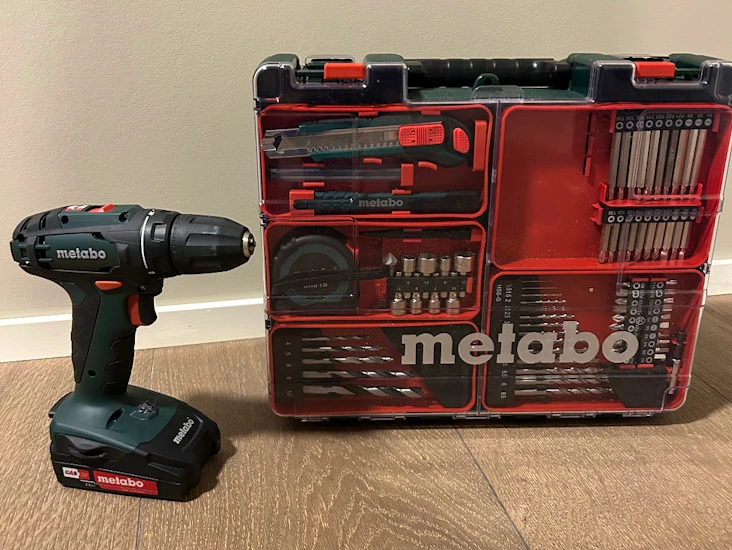 Metabo bs 18 drill med diverse tilbehør