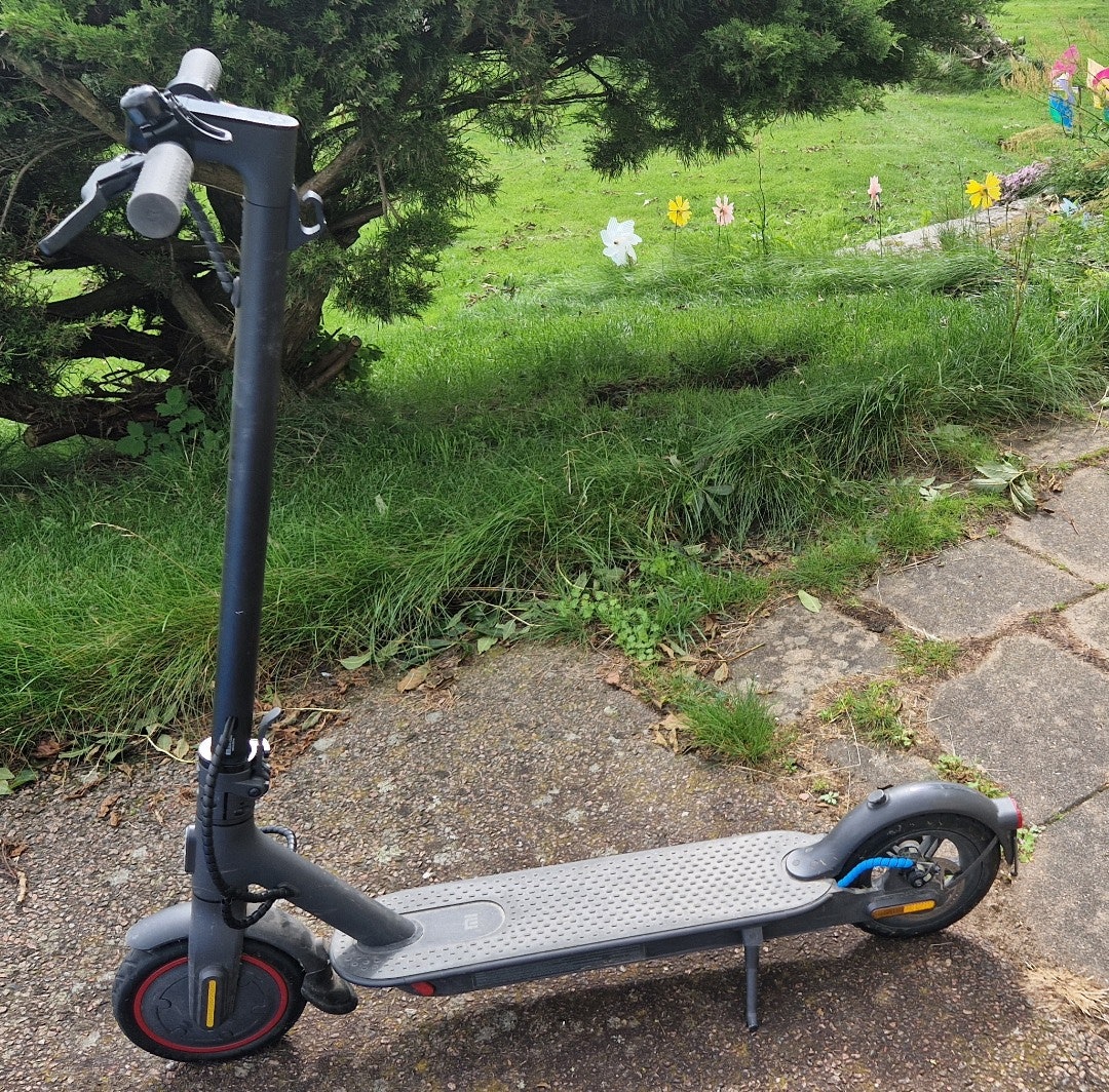 hyr-xiaomi-mi-pro-2-smidig-elsparkcykel-av-christian-d-i-ullared