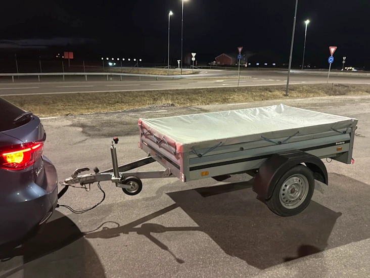 Tilhenger med presenning