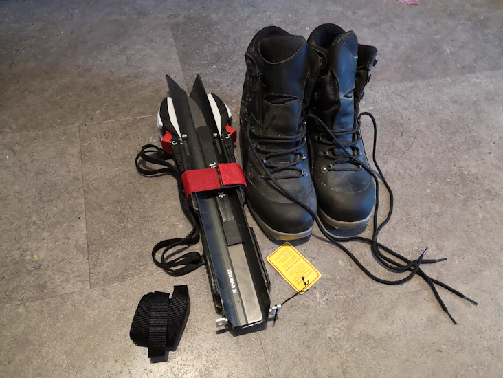 Långfärdsskridskor + pjäxor strl 41