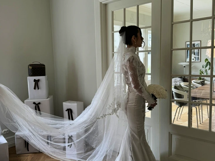 Designer brudekjole til leie