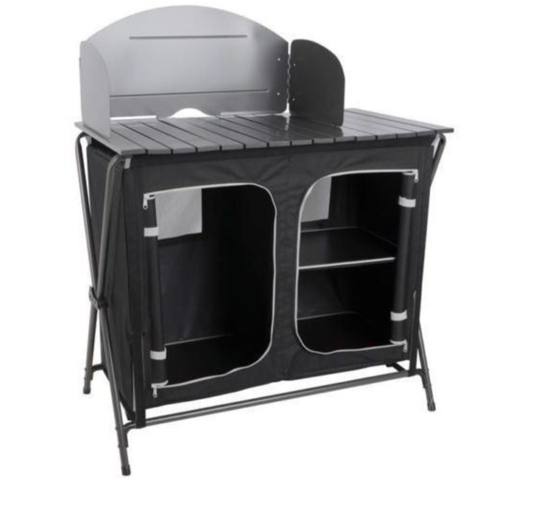 Royal camp kitchen including wind guard