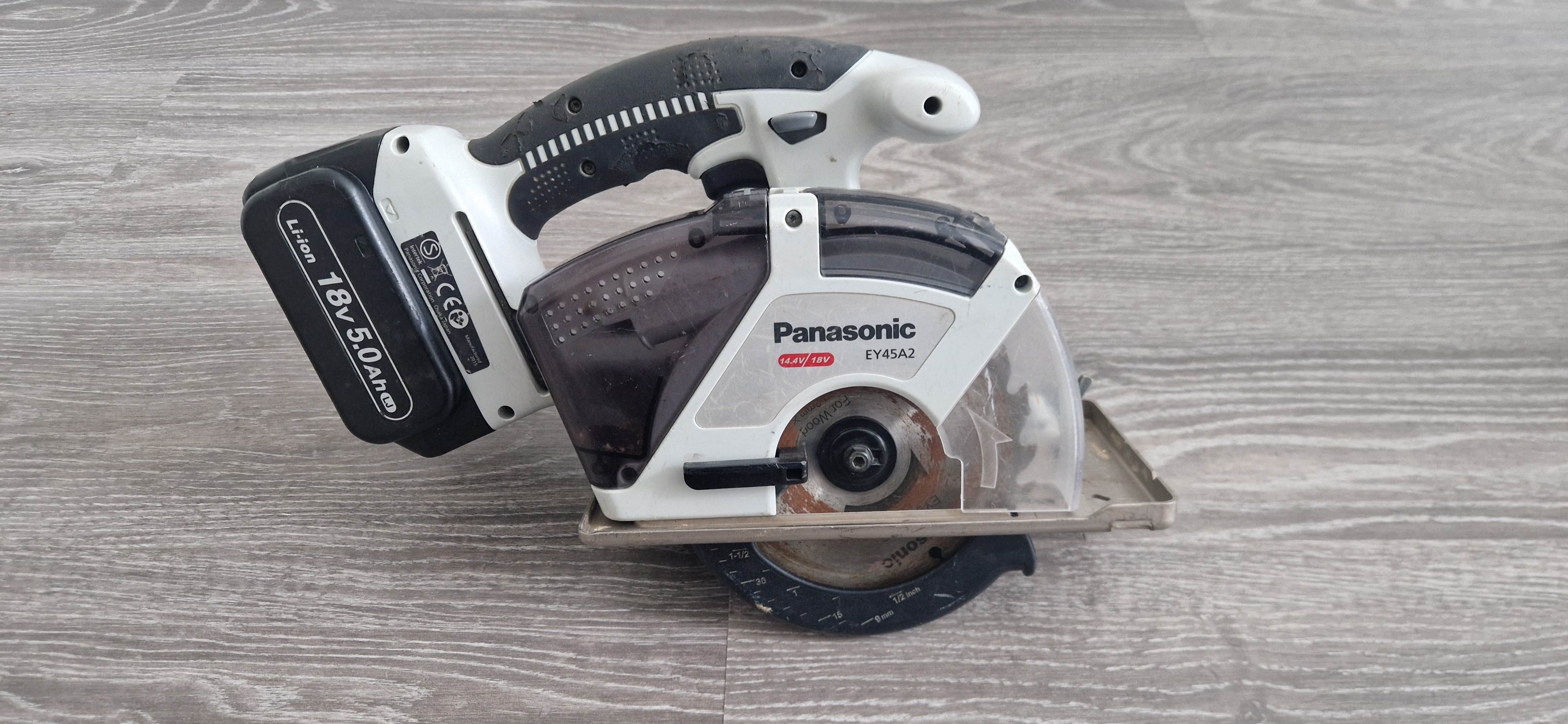 Cirkelsåg panasonic batteridriven