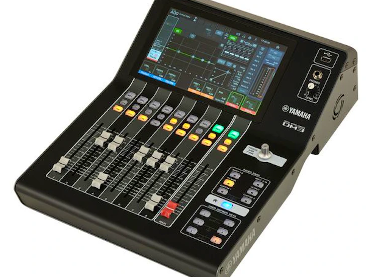 Digital mixer med dante