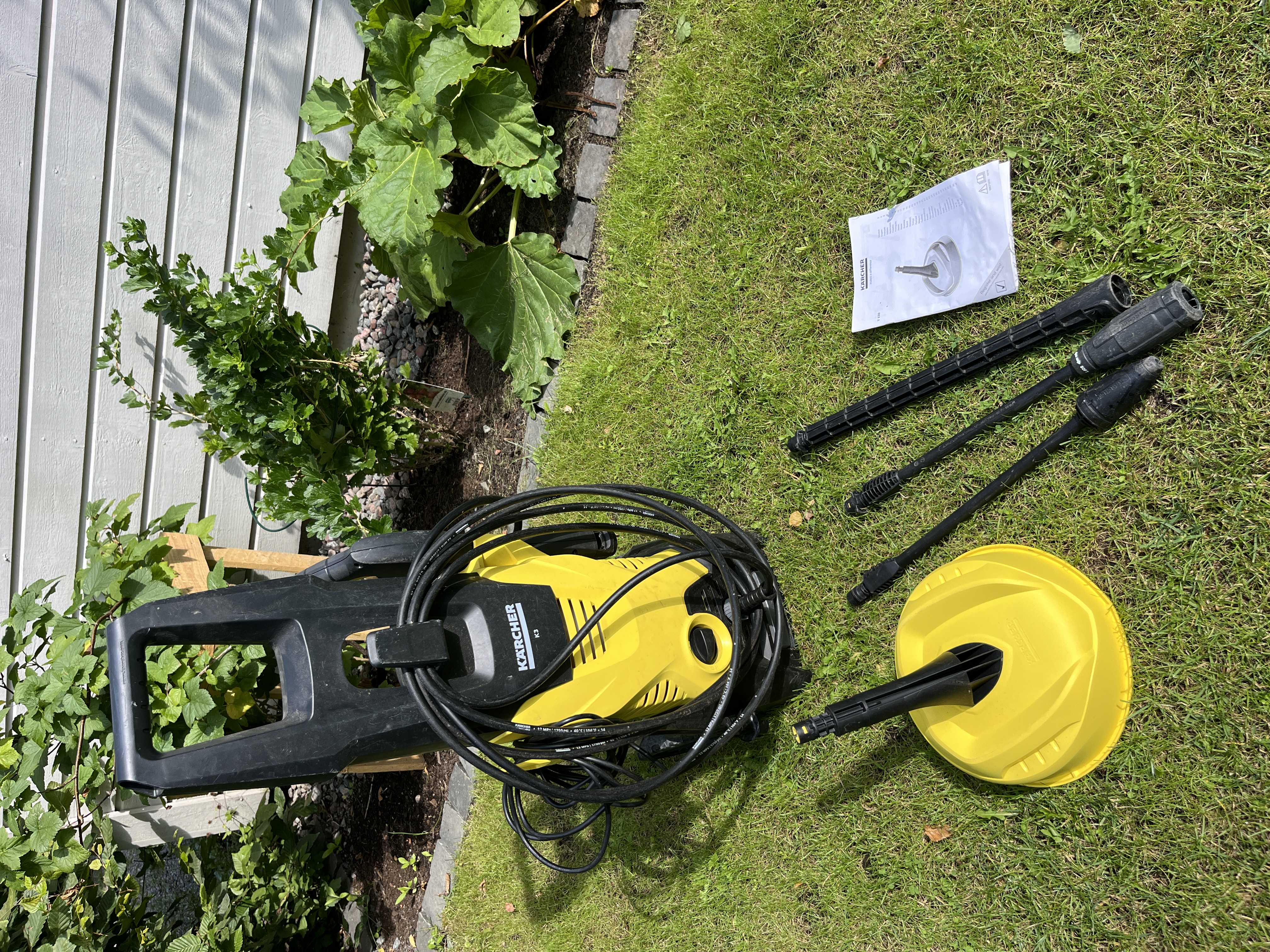 Högtryckstvätt kärcher k3 home med terasstvätt t150 