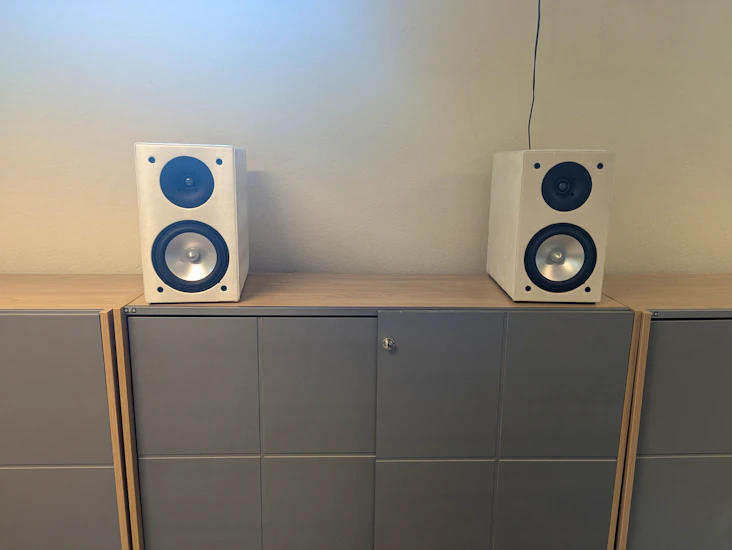 Smidiga och väldigt välljudande högtalare med bluetooth