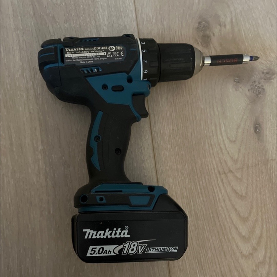 Makita ddf482 18v
