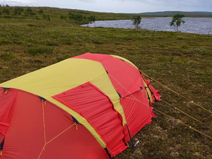 Helsport svalbard kolmen hengen teltta