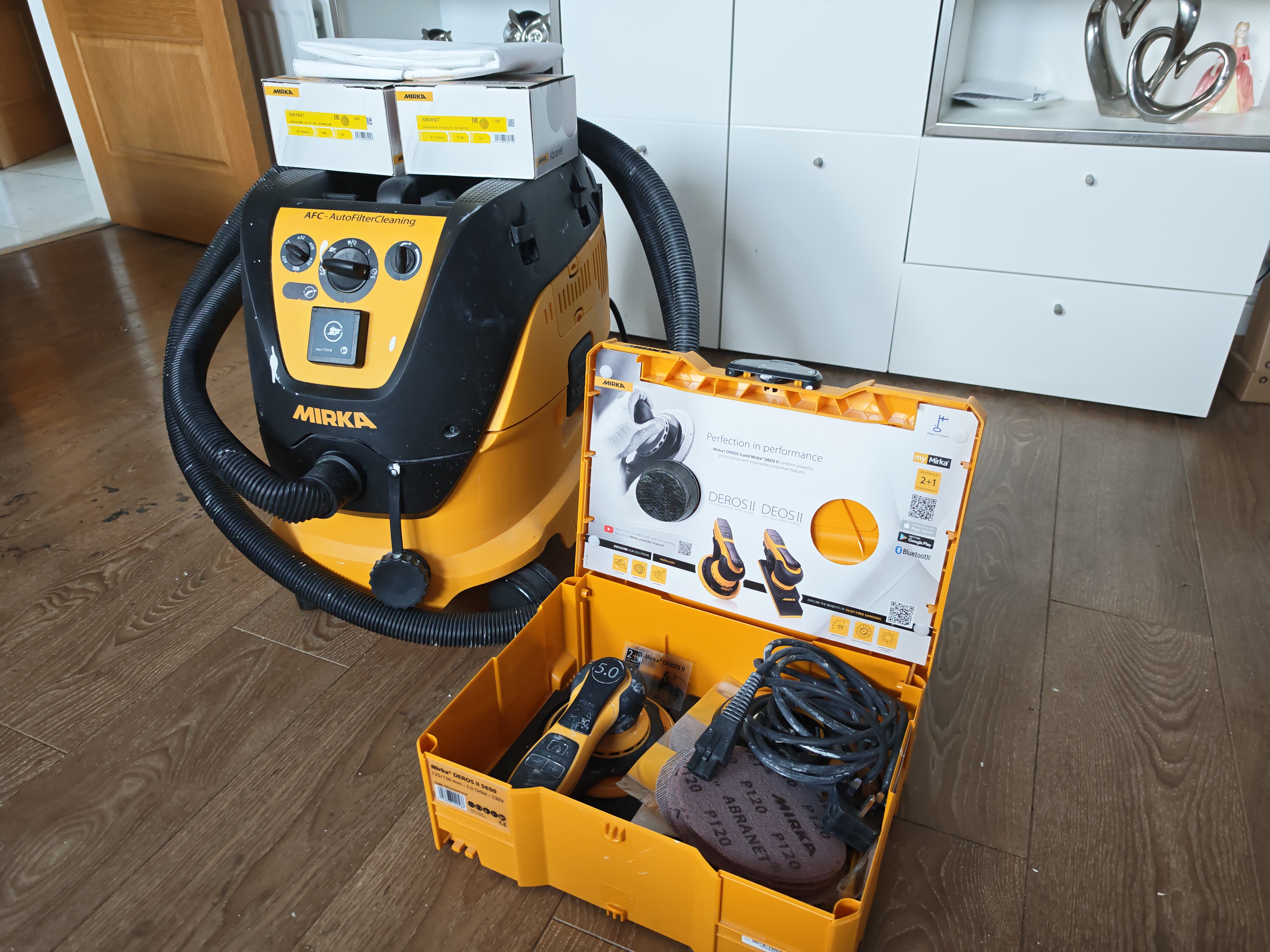 Professional mirka "dust-free" sanding system – get trade results without the mess!
