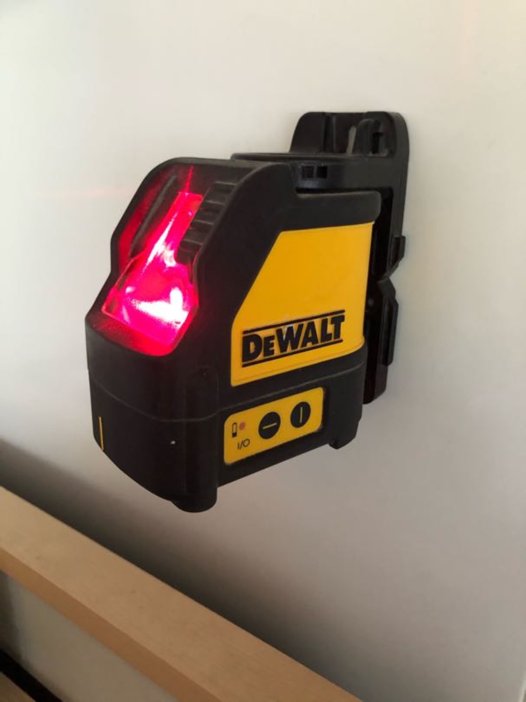 Dewalt dw087 krysslaser
