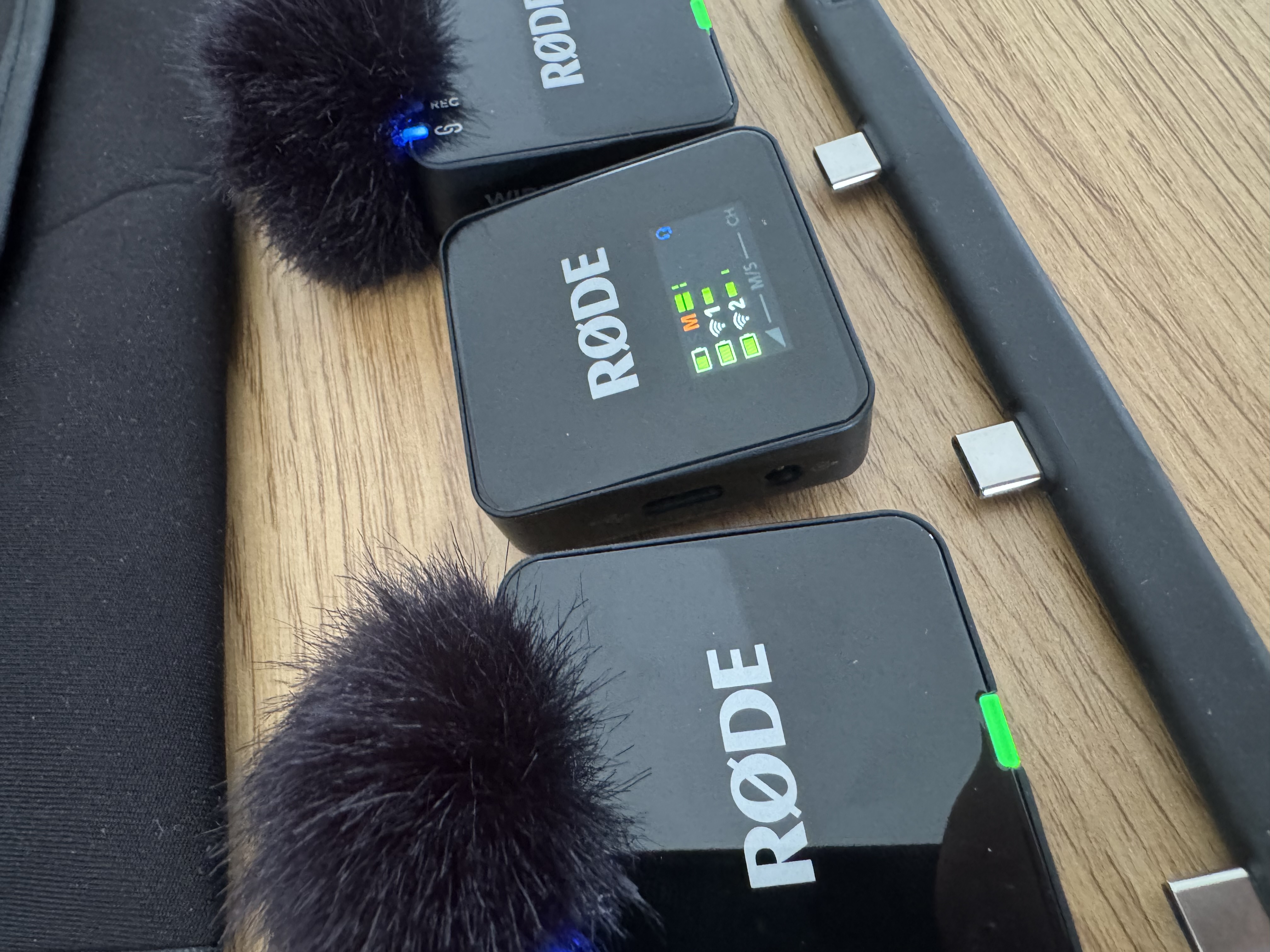 2x trådløse mikrofoner til iphone/android eller kamera - røde
