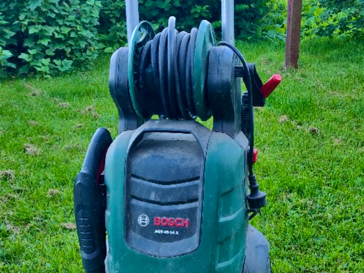 Kraftfull högtryckstvätt