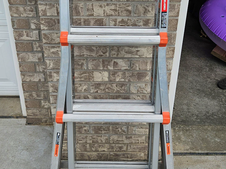 Little giant velocity 22 ft telescoping ladder