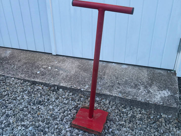 Stamp/jordstamp/stöt