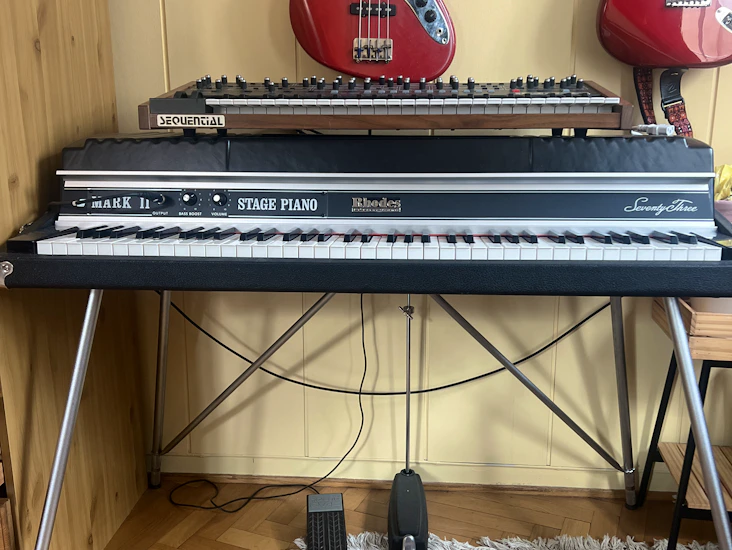 Rhodes mark ii 73 - elpiano