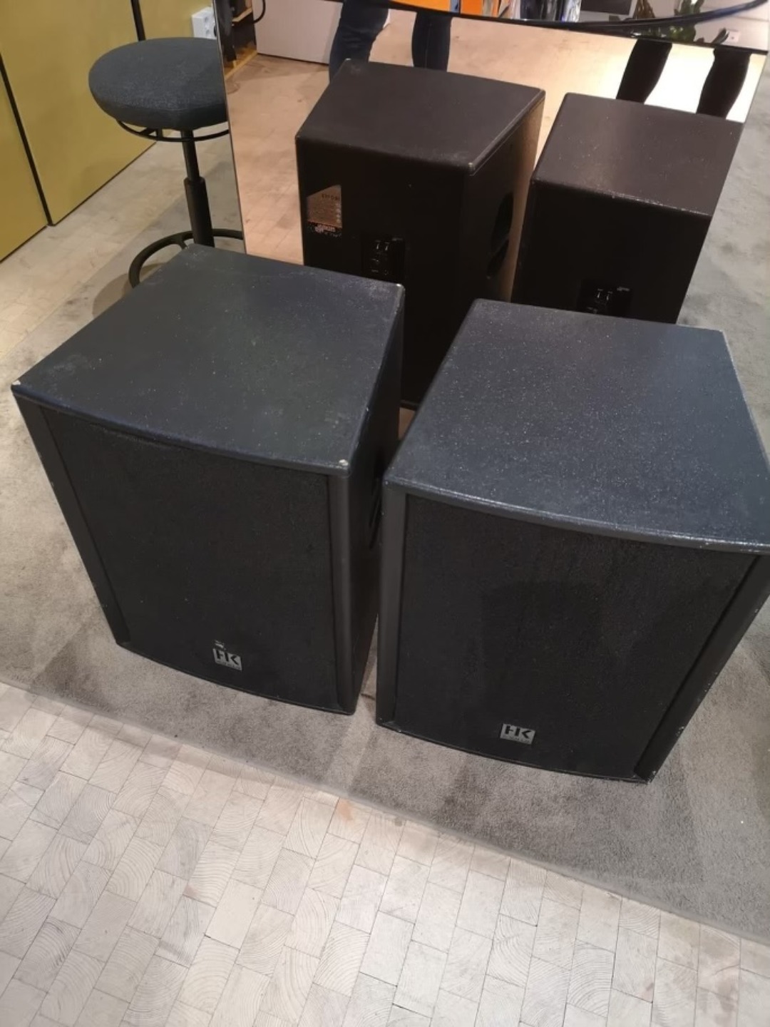 Två hk aktiva fest-högtalare