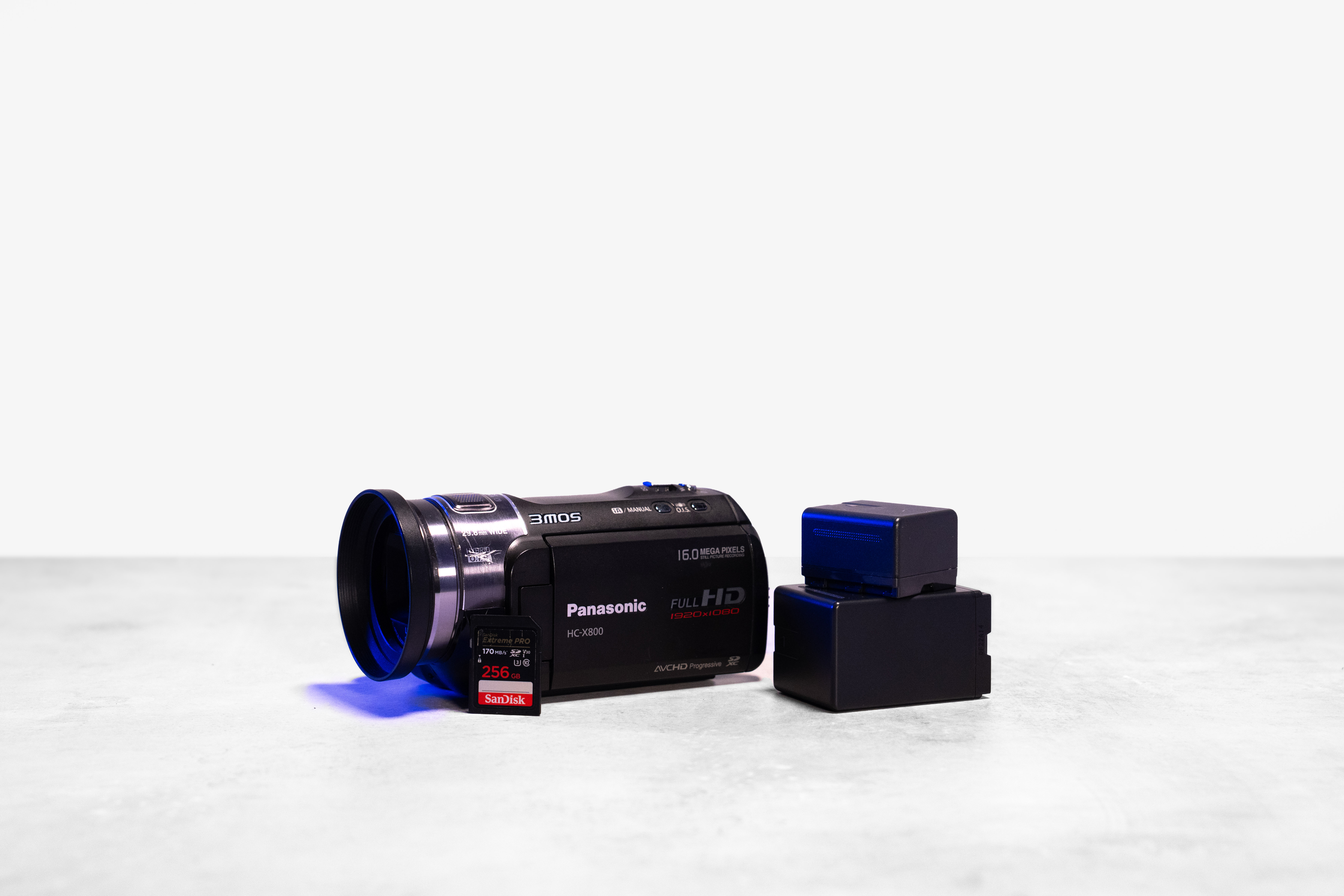 Panasonic hc-x800 digital camcorder