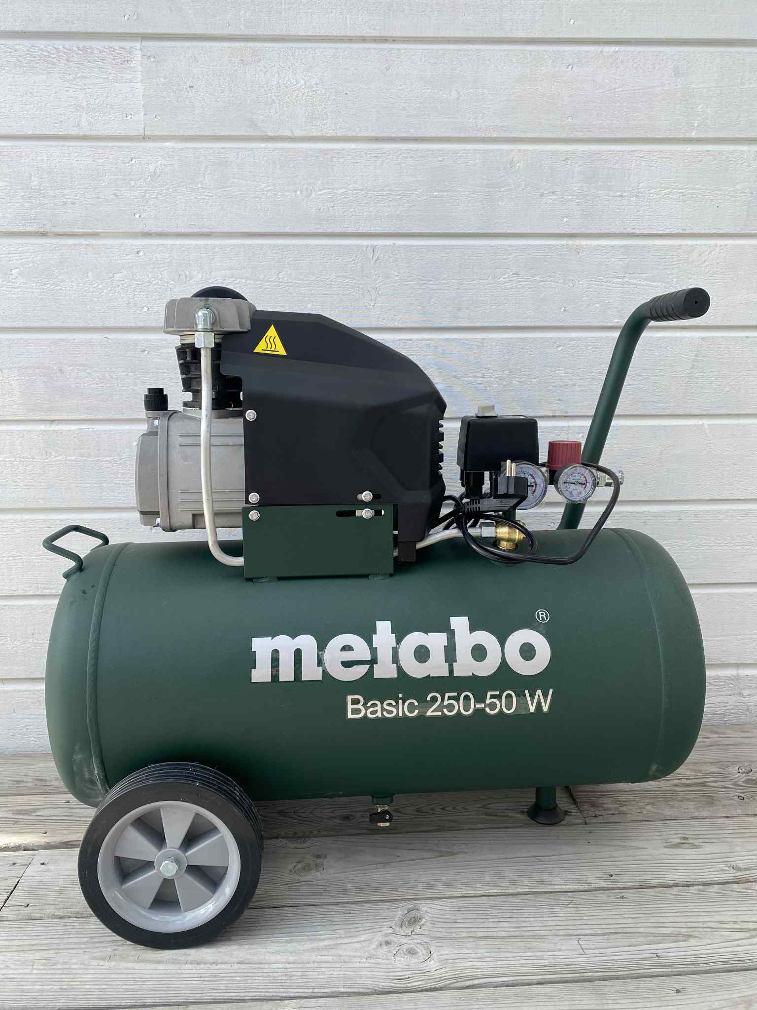 Kompressor metabo 250-50 w – med slangvinda 10 m