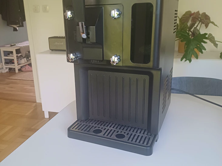 Mjukglass- och slushmaskin