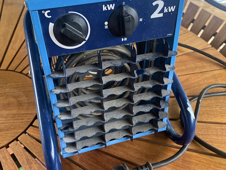 Värmefläkt för partytält 2kw - hyr 1 dygn 249kr