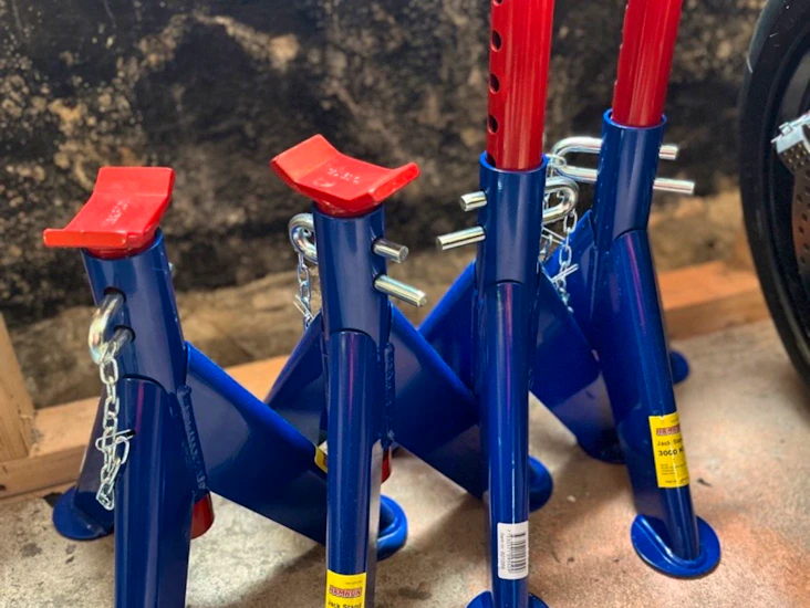 4 st pallbockar 3 ton