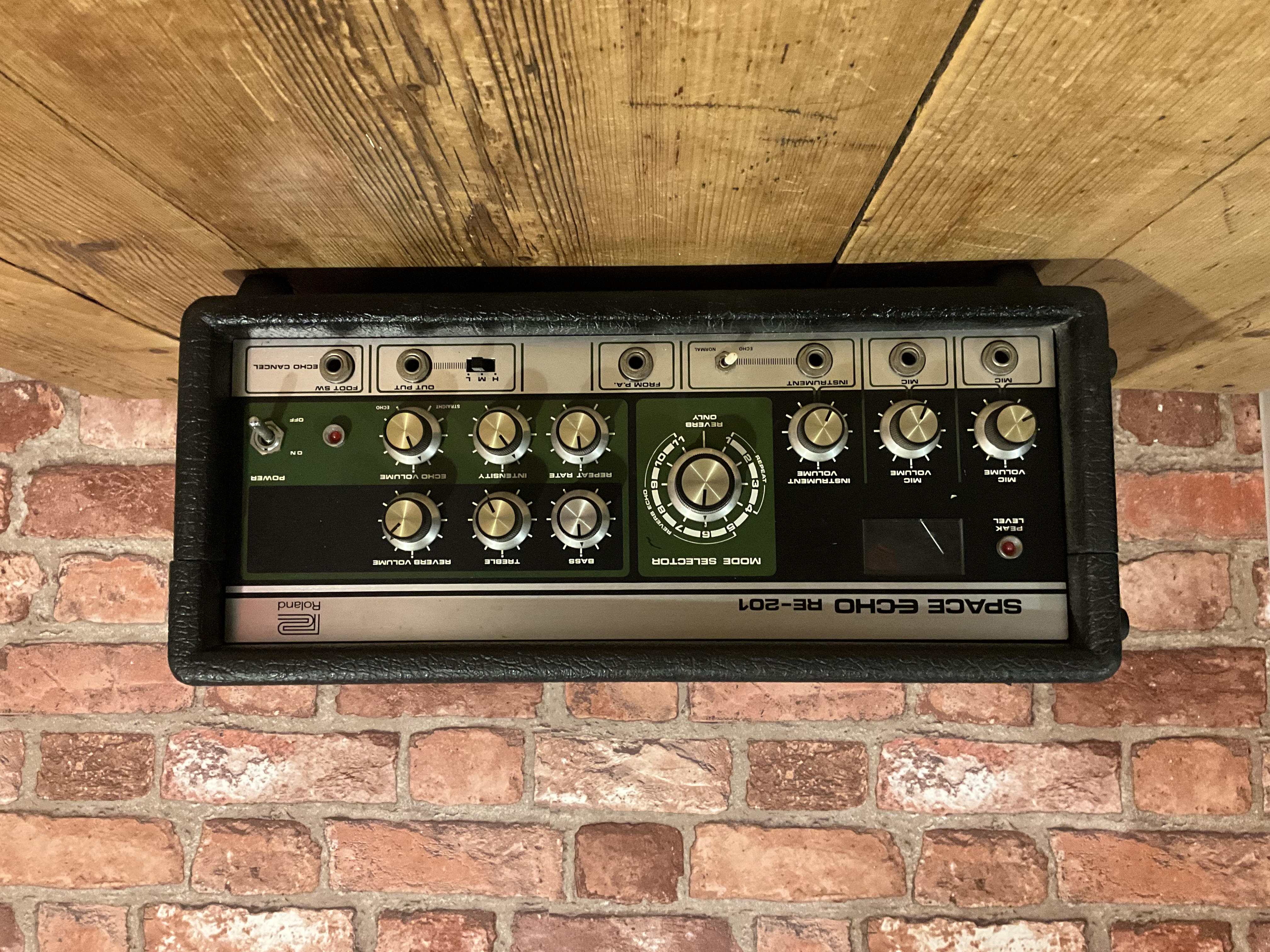 Roland re201 space echo 