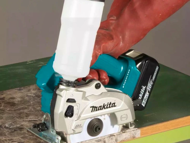 Diamantsag på batteri