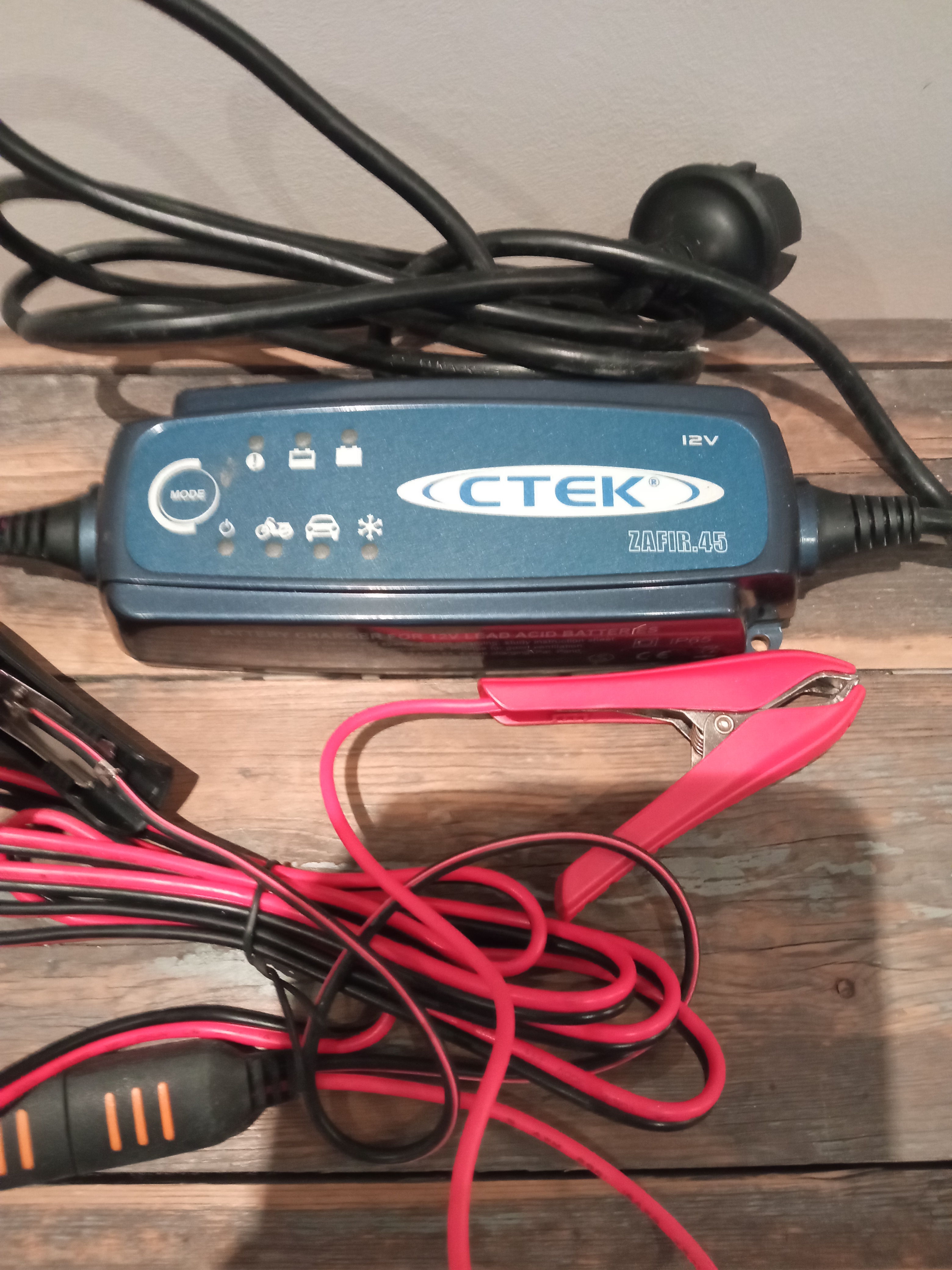 C-tek zafir 45 batteriladdare