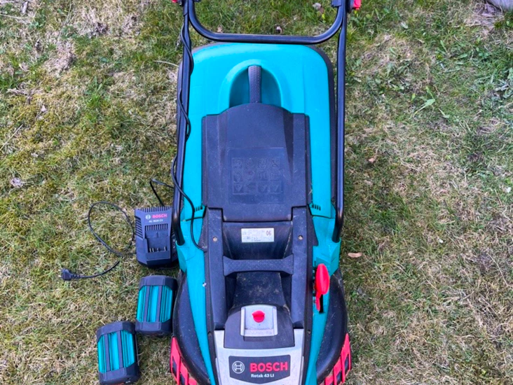 Bosch batteridriven gräsklippare