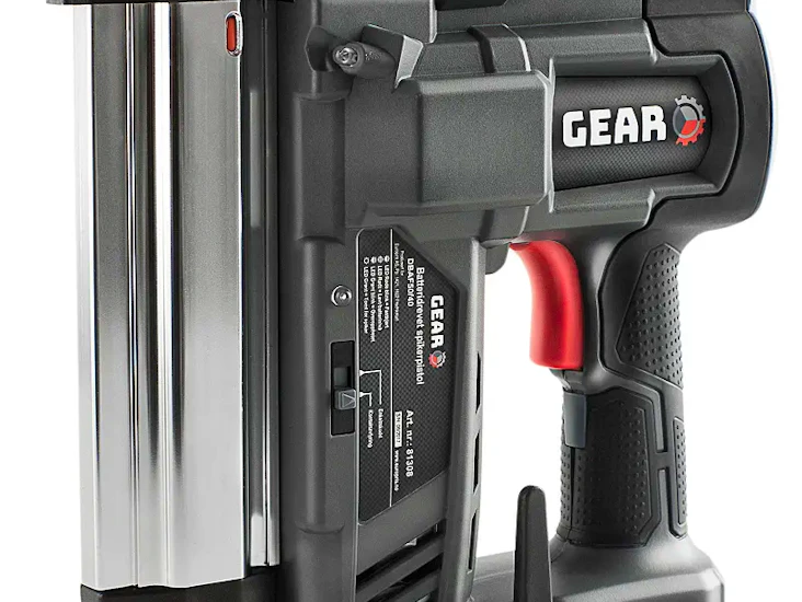 Leie av gear spikerpistol/dykkert – gjør snekringen enkel og rask!