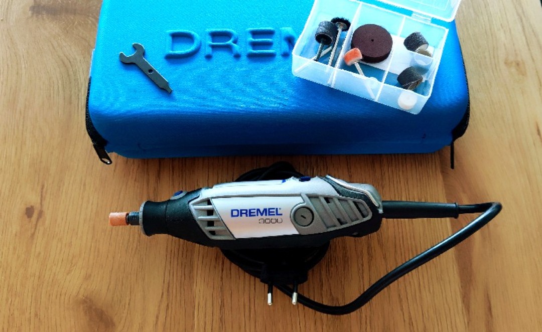 Dremel 3000 och många tillbehör