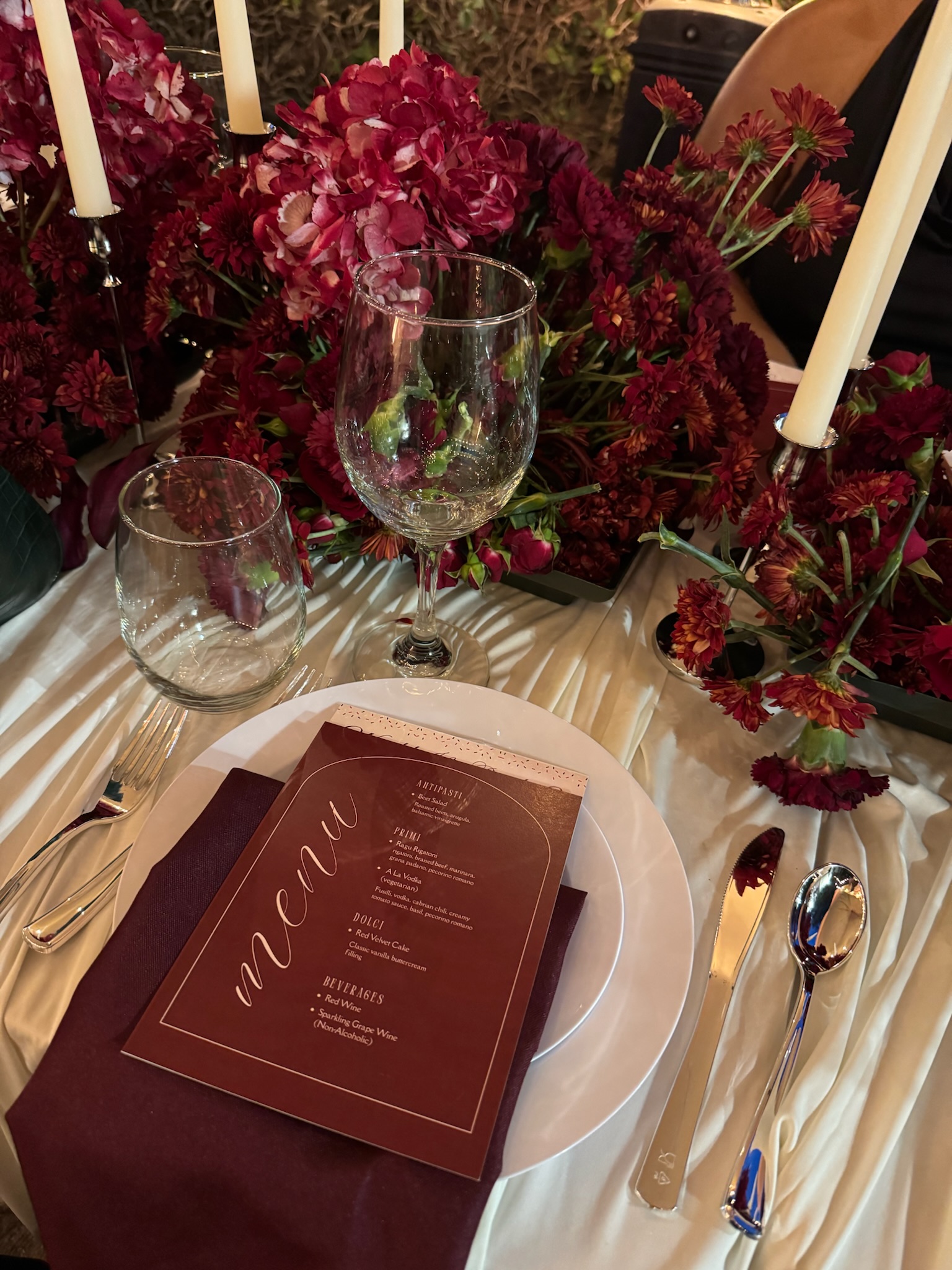 15 elegant wine glasses