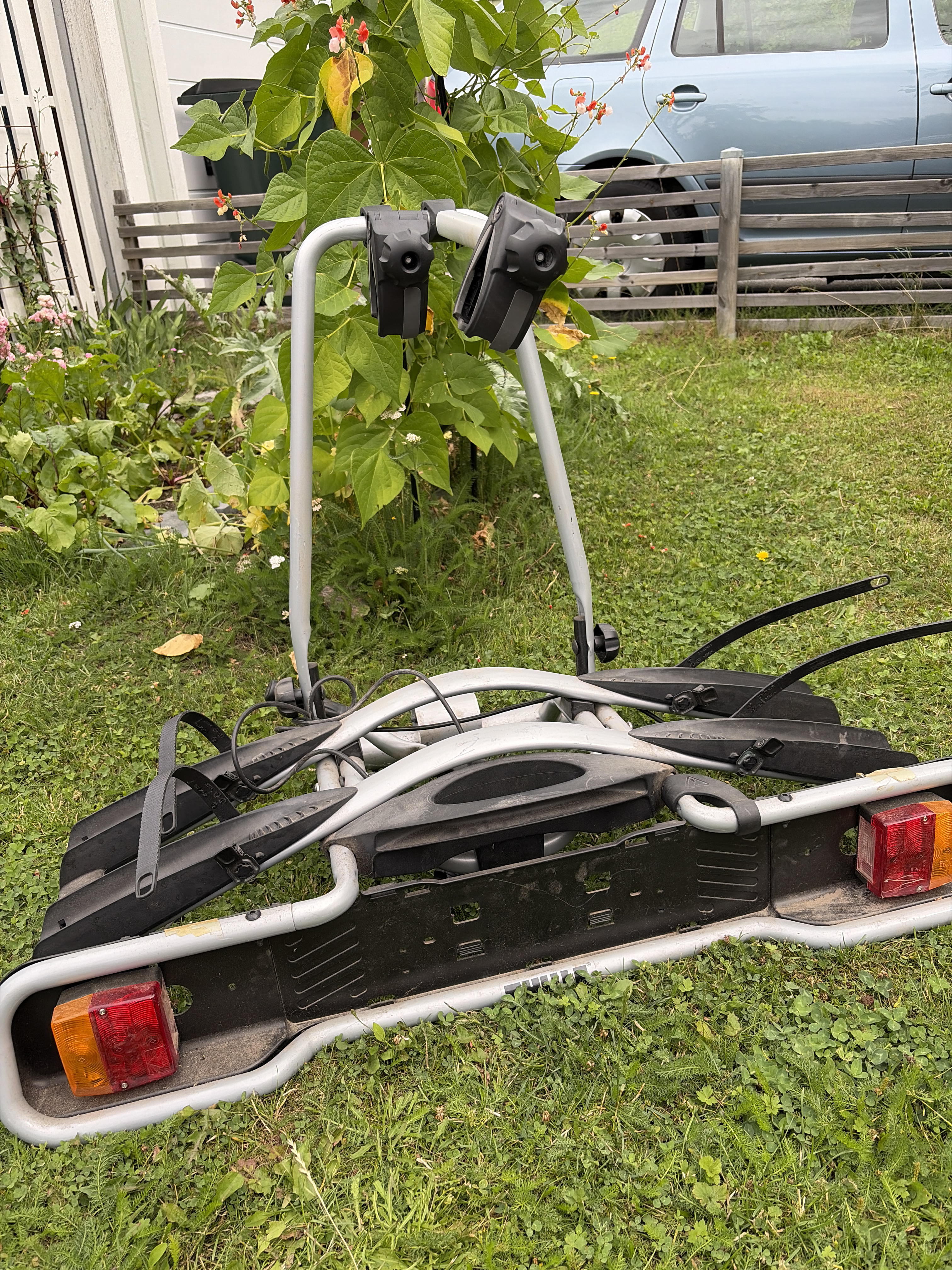 Cykelhållare för dragkrok thule