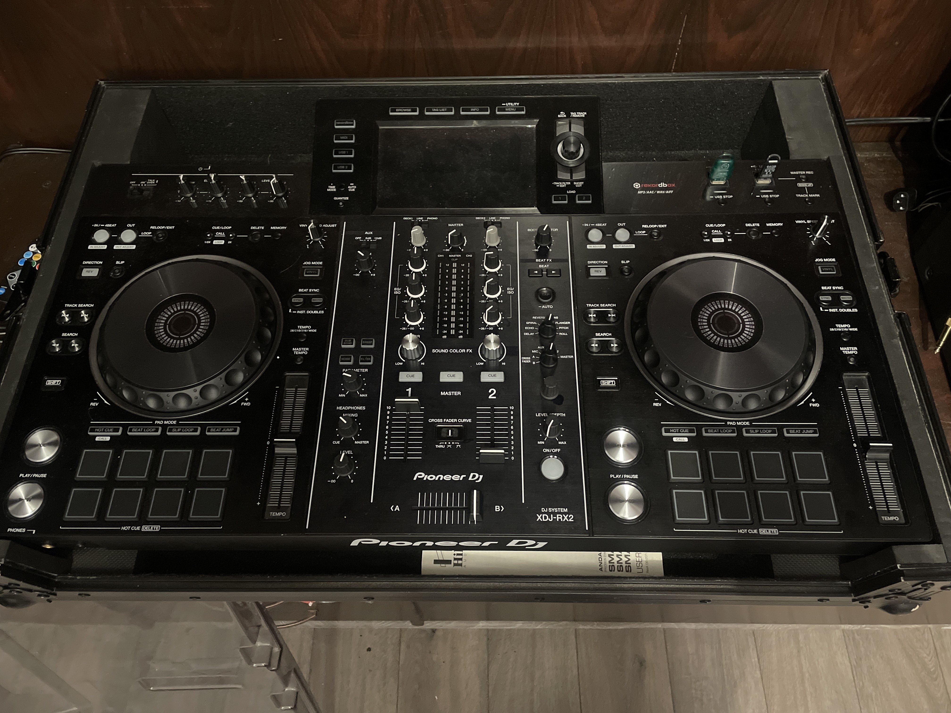 Dj package - pioneer xdj rx2 + 2 active pa speakers