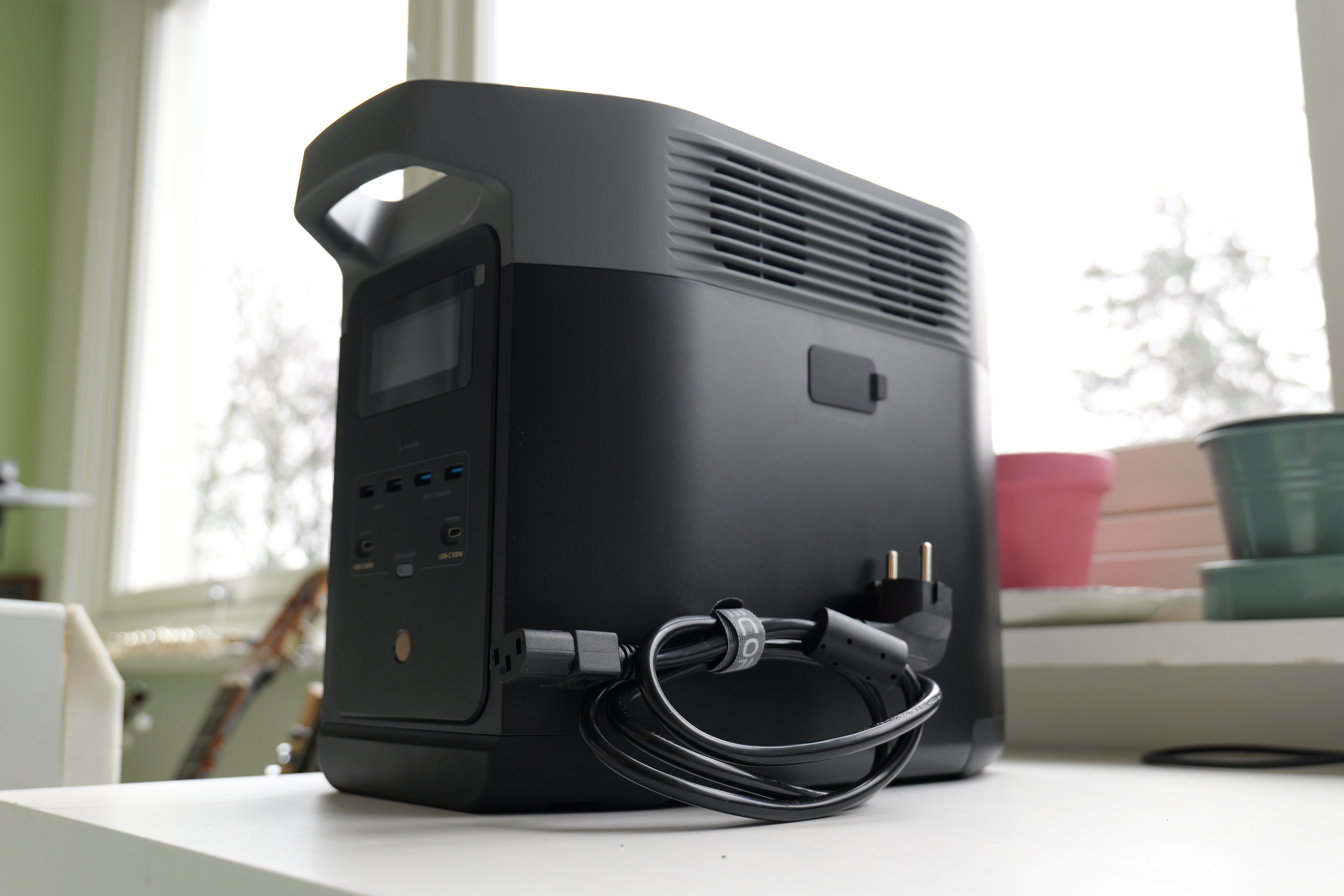 Ecoflow delta 2 1024wh. 1800w.