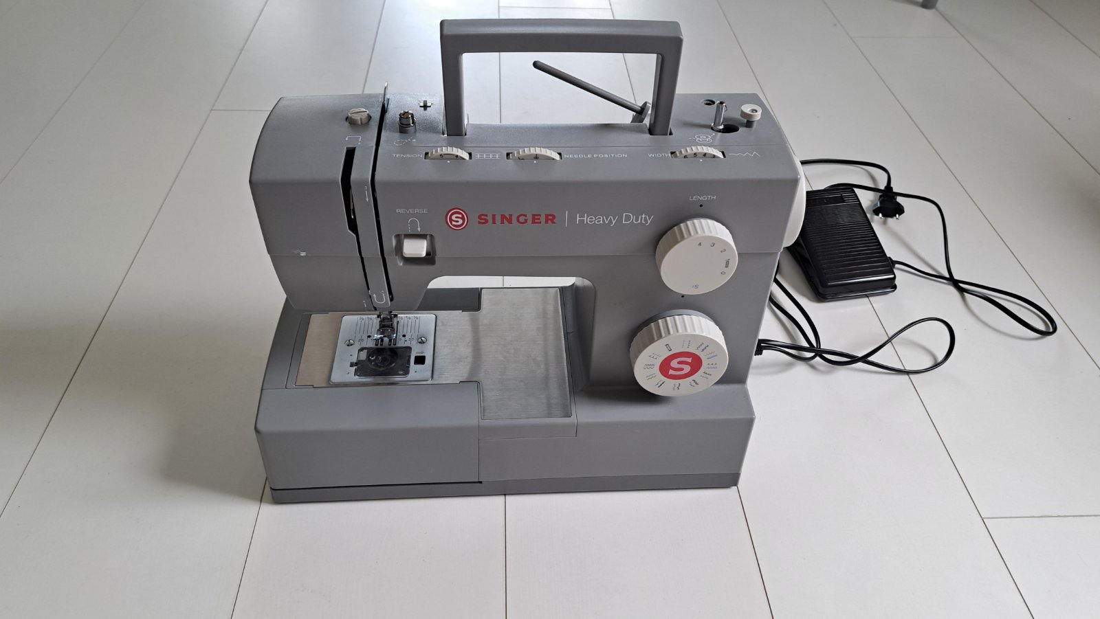 Singer heavy duty 4423