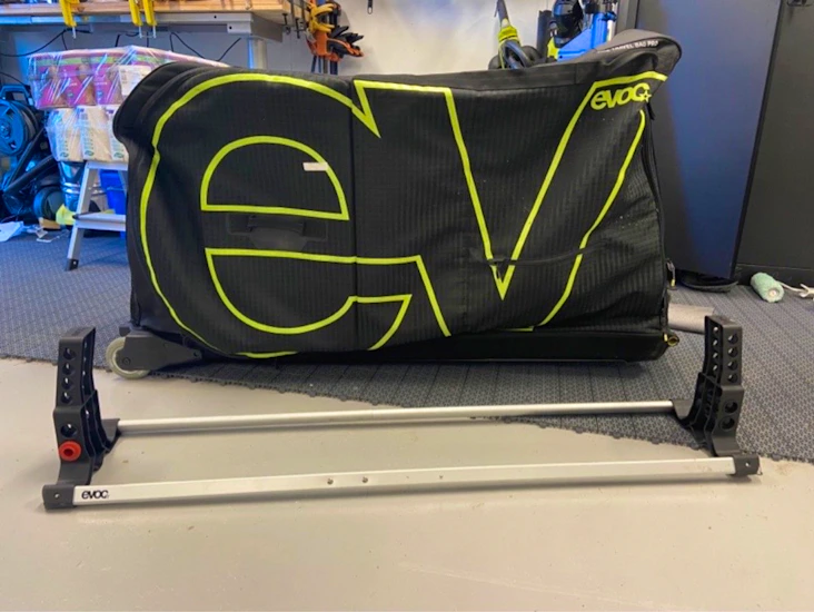 Evoc pro cykelväska